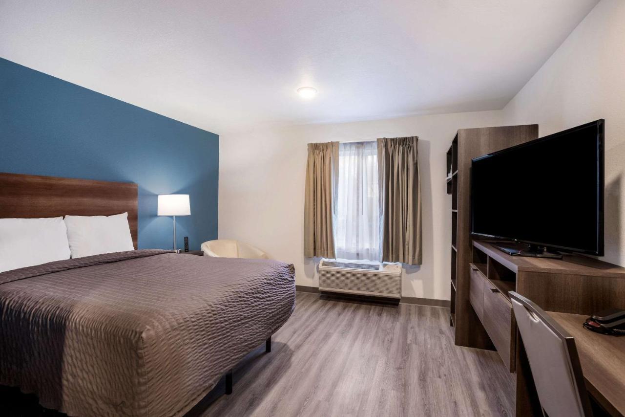 Woodspring Suites Detroit Madison Heights Zewnętrze zdjęcie