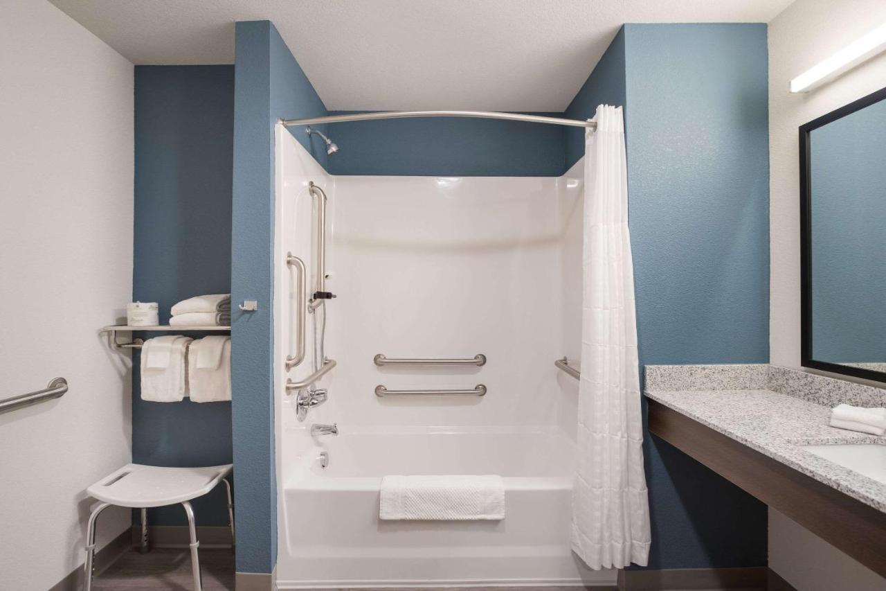 Woodspring Suites Detroit Madison Heights Zewnętrze zdjęcie
