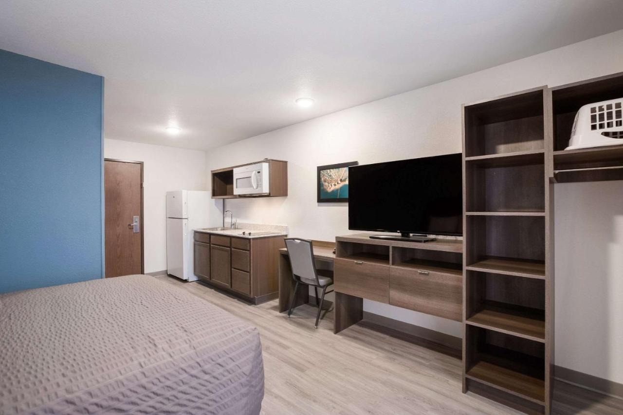 Woodspring Suites Detroit Madison Heights Zewnętrze zdjęcie