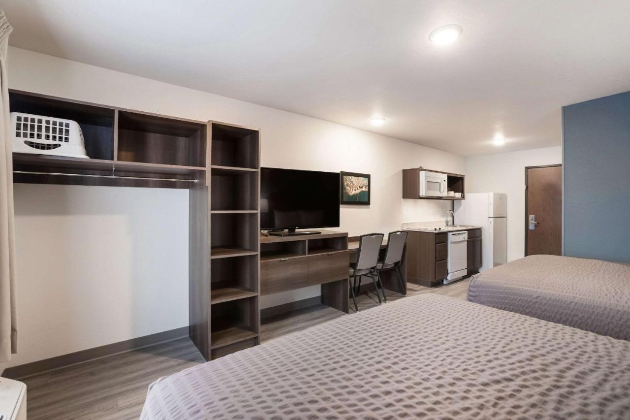Woodspring Suites Detroit Madison Heights Zewnętrze zdjęcie